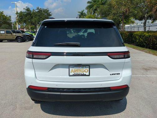 2025 Jeep Grand Cherokee Limited X