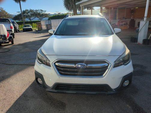 2019 Subaru Outback 2.5i Premium