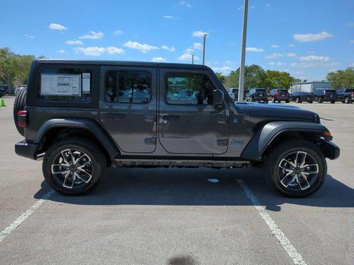 2025 Jeep Wrangler 4xe Sport S