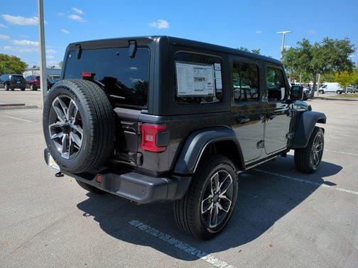 2025 Jeep Wrangler 4xe Sport S