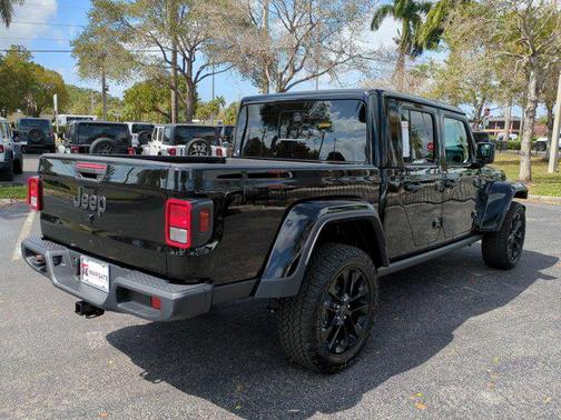 2025 Jeep Gladiator Nighthawk
