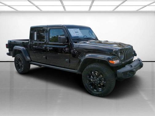 2025 Jeep Gladiator Nighthawk