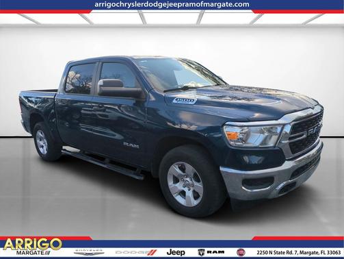 Patriot Blue Pearlcoat 2023 RAM 1500 Big Horn/Lone Star