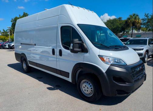 Bright White Clearcoat 2026 RAM ProMaster 2500 Tradesman