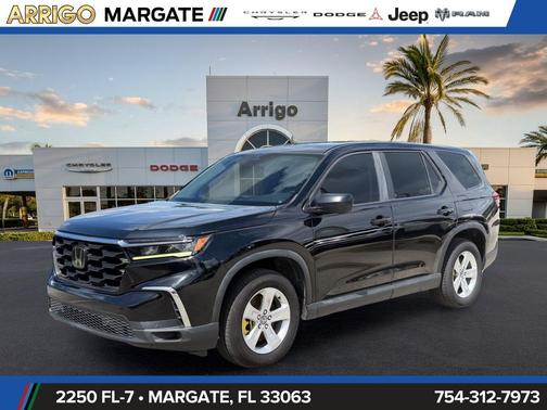 2023 Honda Pilot 2WD LX