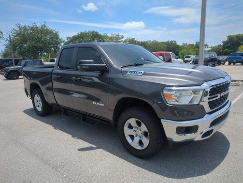 Granite Crystal Metallic Clearcoat 2023 RAM 1500 Big Horn/Lone Star