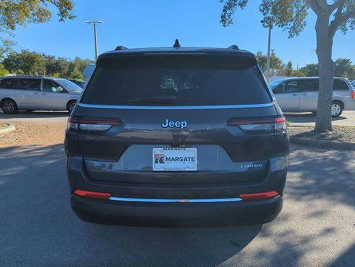 2025 Jeep Grand Cherokee L Laredo