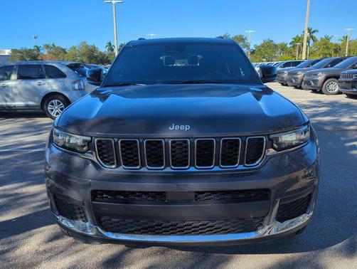 2025 Jeep Grand Cherokee L Laredo
