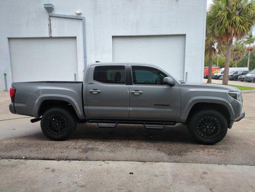 2020 Toyota Tacoma SR5