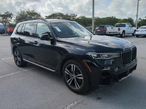 2022 BMW X7 xDrive40i