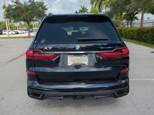 2022 BMW X7 xDrive40i