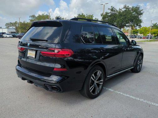 2022 BMW X7 xDrive40i