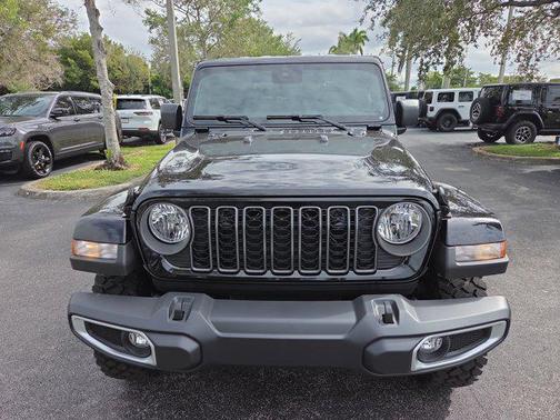 2025 Jeep Gladiator High Tide