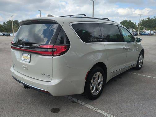2021 Chrysler Pacifica Limited
