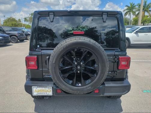 Black Clearcoat 2025 Jeep Wrangler 4xe Sahara