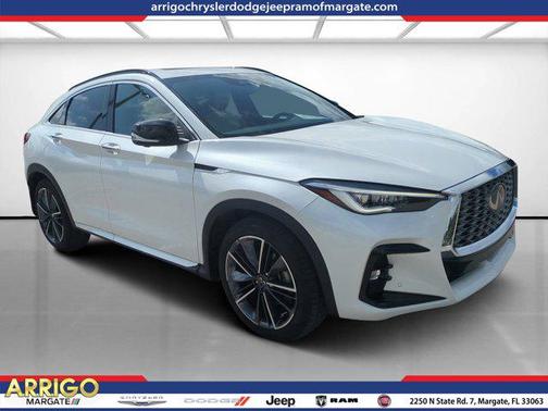 Radiant White 2025 INFINITI QX55 ESSENTIAL
