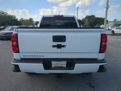 Summit White 2017 Chevrolet Silverado 1500 Custom