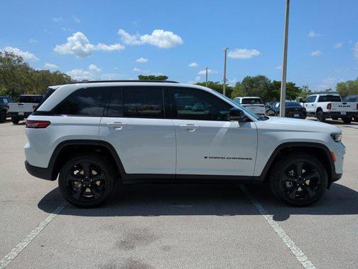 2025 Jeep Grand Cherokee Limited X