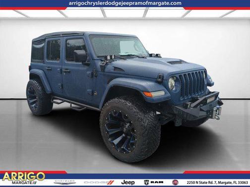 Silver Zynith Clearcoat 2023 Jeep Wrangler 4xe Sahara