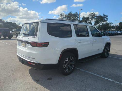2023 Jeep Wagoneer Series III 4x4