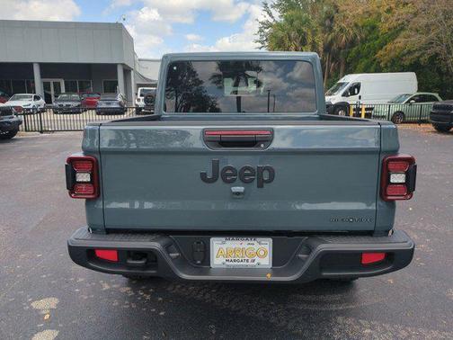 2025 Jeep Gladiator High Tide