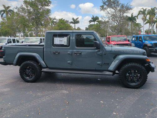 2025 Jeep Gladiator High Tide