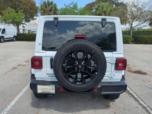 2025 Jeep Wrangler 4xe Sahara