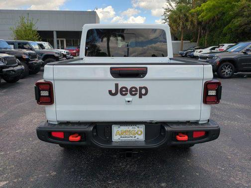 2025 Jeep Gladiator Mojave X