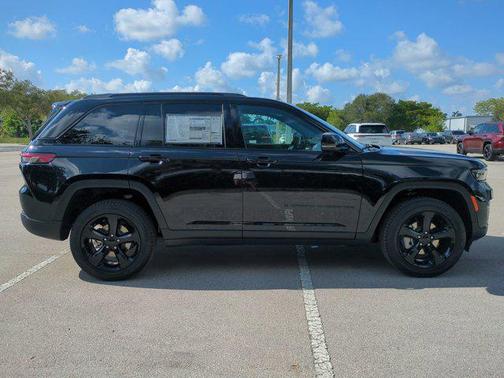 2025 Jeep Grand Cherokee Limited X