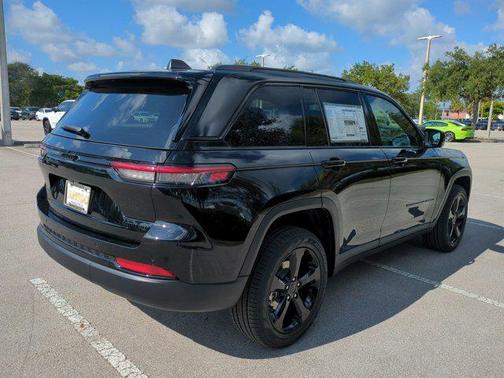 2025 Jeep Grand Cherokee Limited X