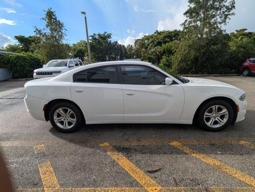 2020 Dodge Charger SXT