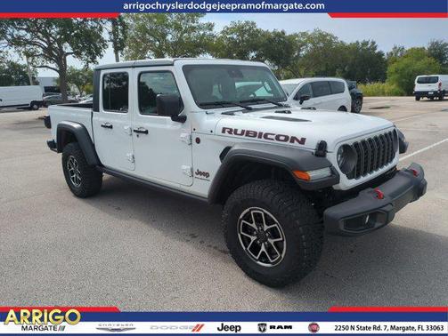 Bright White Clearcoat 2025 Jeep Gladiator Rubicon