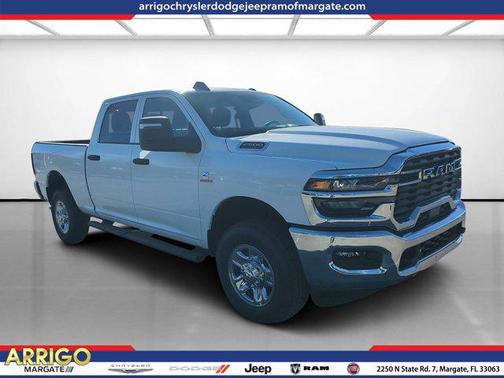 2025 RAM 2500 Tradesman Crew Cab 4x4 6'4' Box