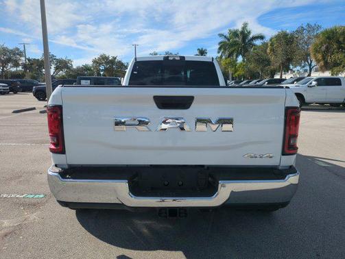 2026 RAM 3500 Tradesman Crew Cab 4x4 8' Box