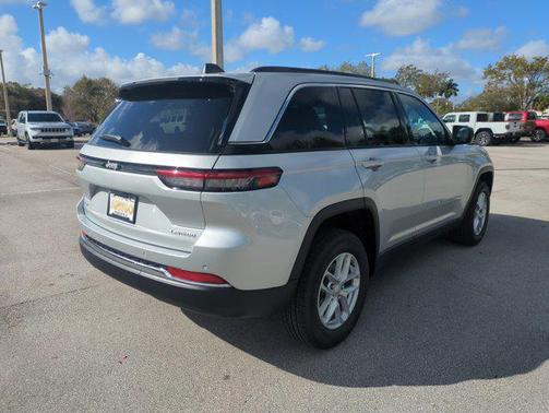 2026 Jeep Grand Cherokee Altitude