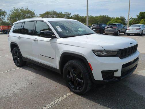 2023 Jeep Grand Cherokee L Altitude