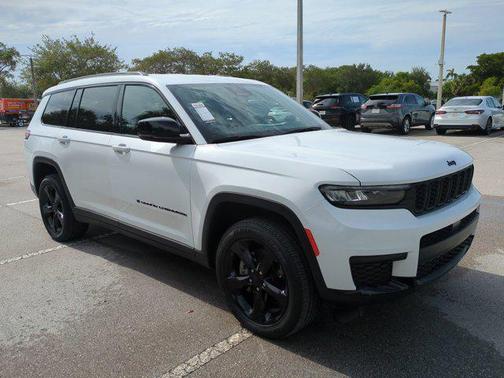 2023 Jeep Grand Cherokee L Altitude
