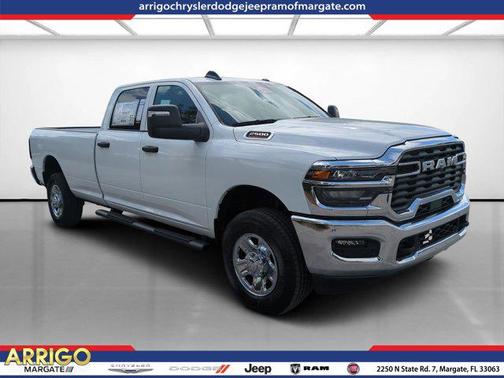 2025 RAM 2500 Tradesman Crew Cab 4x4 8' Box