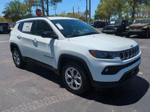 2025 Jeep Compass Latitude