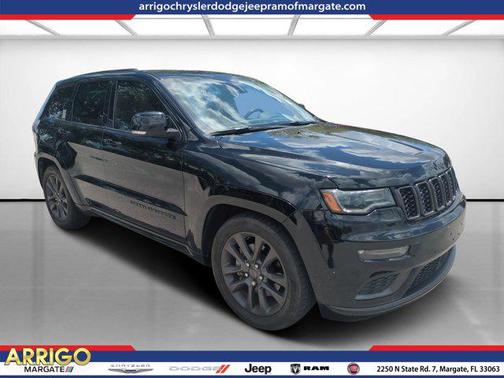 Diamond Black Crystal Pearlcoat 2019 Jeep Grand Cherokee High Altitude