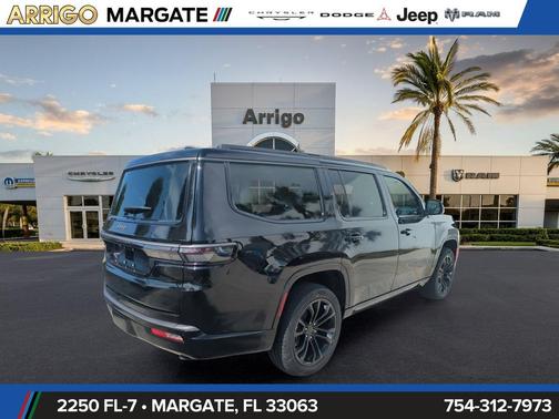 High Gloss Black 2026 Jeep Grand Wagoneer Summit Reserve 4x4