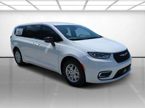 2025 Chrysler Pacifica L