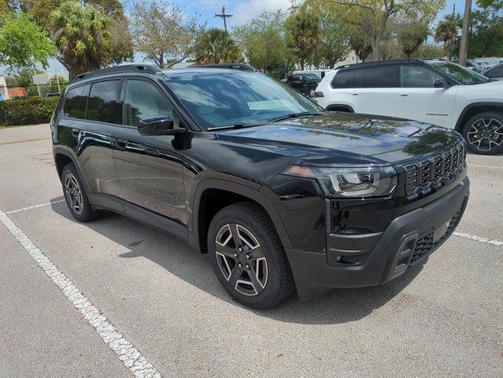 2026 Jeep Cherokee Laredo 4x4