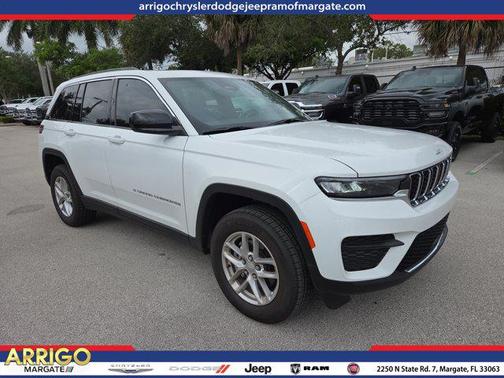 2025 Jeep Grand Cherokee Laredo