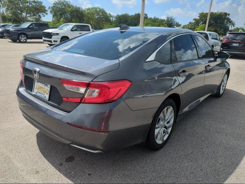 Modern Steel Metallic 2018 Honda Accord LX