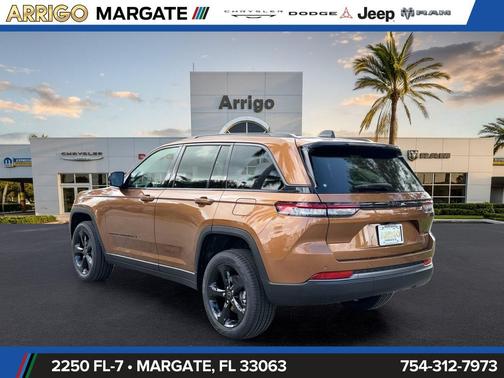 Copper Shino Metallic Clearcoat 2027 Jeep Grand Cherokee Limited