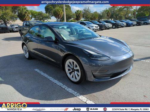 2021 Tesla Model 3 Standard Range Plus