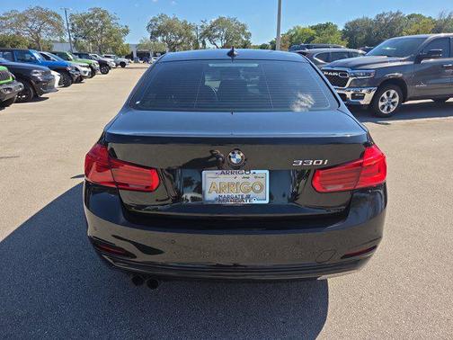 2018 BMW 330 330i