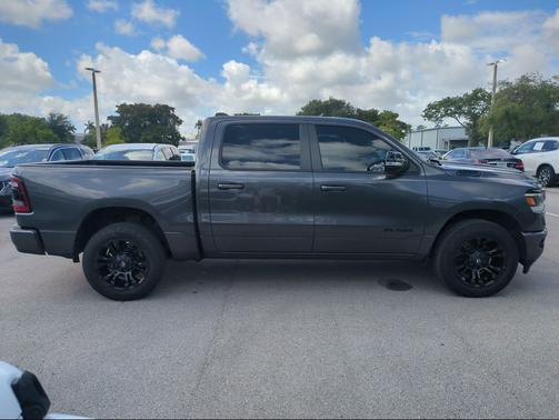 Granite Crystal Metallic Clearcoat 2022 RAM 1500 Big Horn/Lone Star