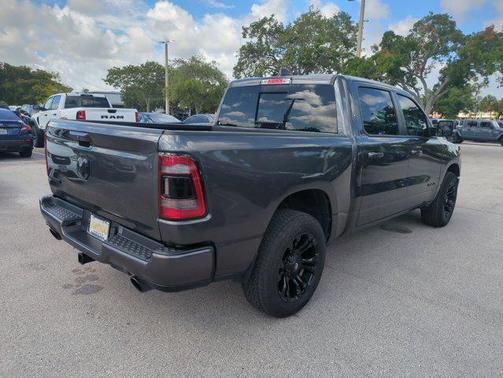 Granite Crystal Metallic Clearcoat 2022 RAM 1500 Big Horn/Lone Star